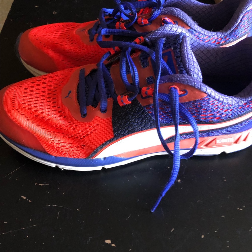 Puma Ignite 600 Women’s running shoe size 9